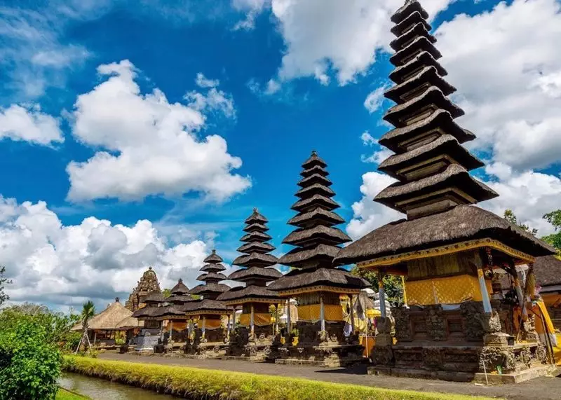 attractions/bali/the-most-important-bali-temple/temples-in-bali-indonesia_800_571.jpg