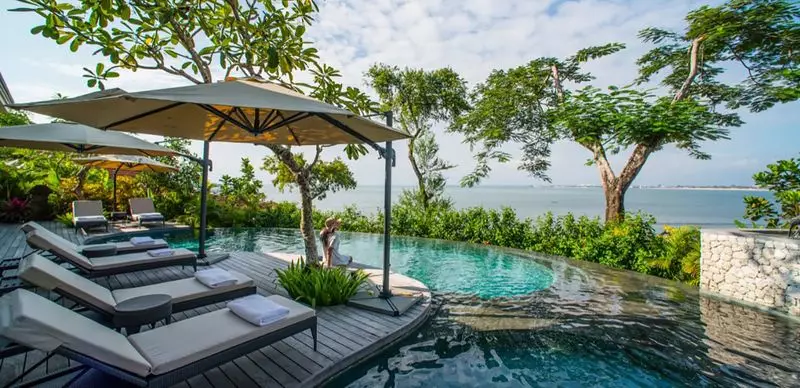 attractions/bali/the-most-expensive-hotels-in-bali/the-most-expensive-hotels-in-bali_800_388.jpg
